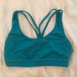 Ptula Sariya sports bra